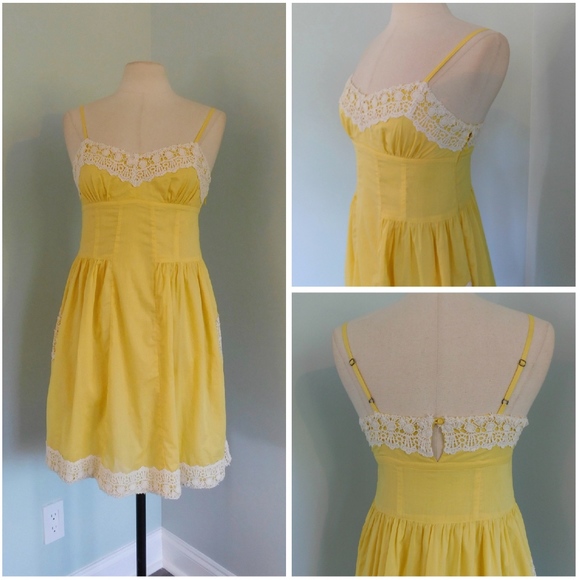 Kimchi Blue Dresses & Skirts - ⭐️LOWEST⭐️ KIMCHI BLUE Handkerchief LACE Dress